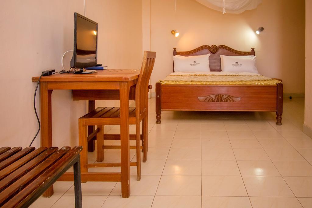 Silver Bells Hotel Isiolo Εξωτερικό φωτογραφία